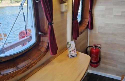 Sodertalje Alquiler De Eote | Twin Room with Lake View Yacht