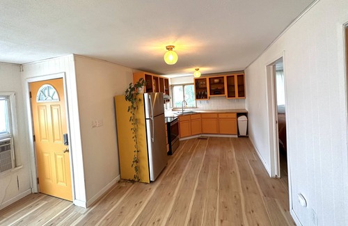 Sandusky Casa | Twin Suns of Moss Erie