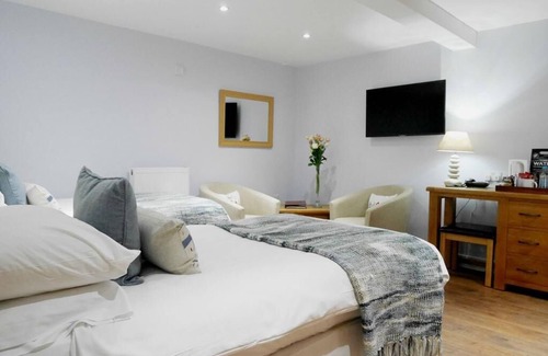 Mumbles Cama Y Desayuno | Doble con dos camas-Superior-Baño en la habitacion