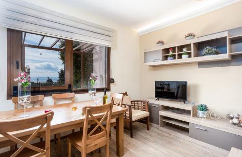 Kalyves Polygyrou Apartamento | TwinStars apartment with courtyard and view