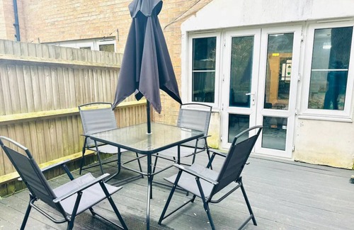 Rochester Casa | Twist of Tranquility in Rochester