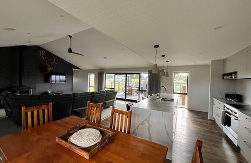 Twizel Casa | Twizel - Tussock Haven - Free WiFi