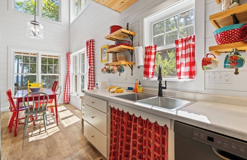 Sturgeon Bay Cabaña | Two adjacent Lakefront Cottages in Door County on Lake MI w/Accessible features
