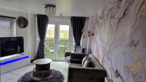 Slough Apartamento | Two bed apartment with balcony Slough,Windsor,Legoland