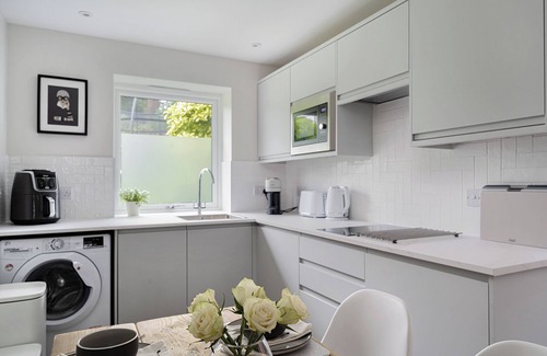 Royal Tunbridge Wells Casa | Two Bedroom, Self contained Annex/Appartment in Tunbridge Wells. With Parking