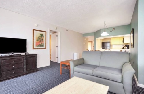 Indian Harbour Beach Complejo | Two Bedroom, Ocean Front, Luxury Condo, Indian Harbour Beach, FL 3814593