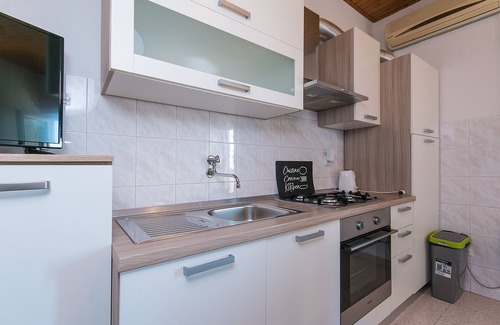 Blato Apartamento | Apartamento para dos personas con terraza y vista al mar Zivogosce - Blato, Makarska (A-1057-d)