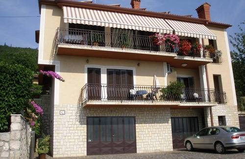 Donji Kraj Apartamento | Two bedroom apartment with terrace Kraj, Opatija (A-7724-c)