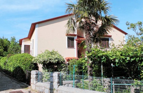 Donji Kraj Apartamento | Two bedroom apartment with terrace Kraj, Opatija (A-7724-c)