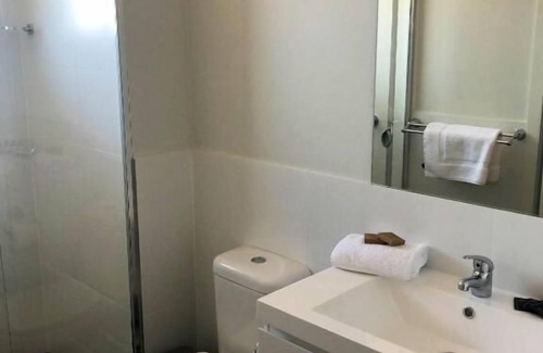 Waratah West Apartamento | Two Bedroom Apartment