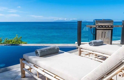 Fryes Beach Villa | Apartamento de dos dormitorios con vistas a la playa de Darkwood 1