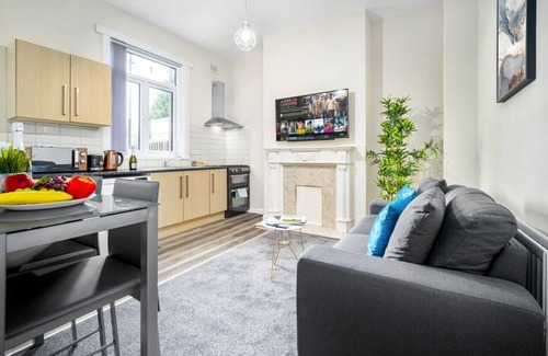 West Bromwich Apartamento | Two Bedroom Apartment - Twin Beds - Smart TV - WIFI