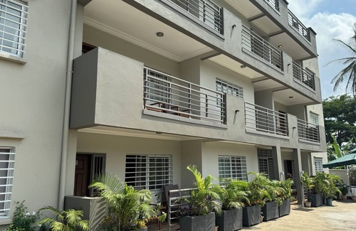 Buea Apartamento | Two-Bedroom Apartment 1 - Akhard Haus