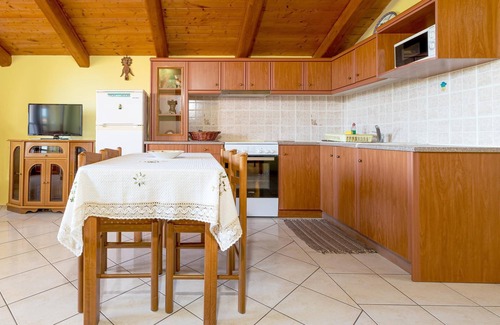 Ano Vasilikos Apartamento | Seaside Family Apartments