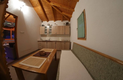 Lohovo Apartamento | Apartments Edy / Two-Bedroom apartment