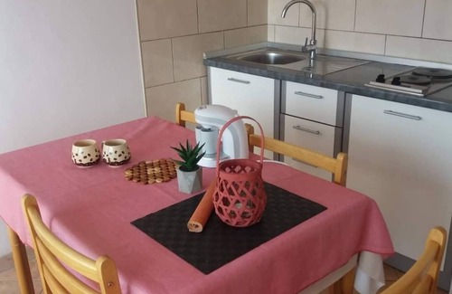 Brodarica Apartamento | Apartamento para dos personas con terraza y vista al mar Brodarica, Sibenik (A-21536-a)