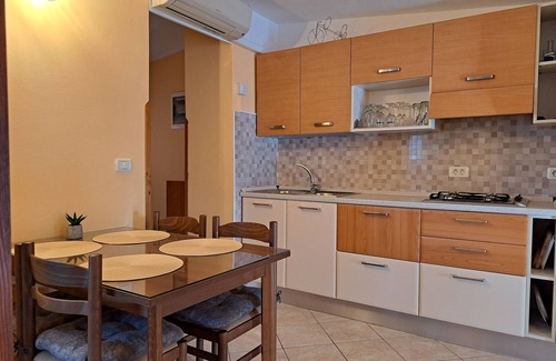 Fiorini Apartamento | Apartamento para dos personas con una terraza Fiorini, Novigrad (A-6926-a)