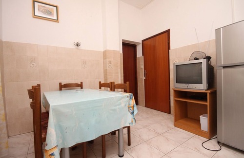 Metajna Apartamento | Apartamento para dos personas en la playa Metajna, Pag (A-6497-b)