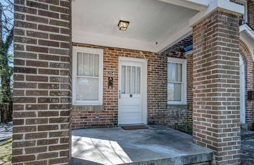 Clinton Apartamento | Two Bedroom Apartment in Historic Clinton