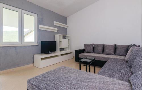 Hodilje Apartamento | Two-Bedroom Apartment In Hodilje