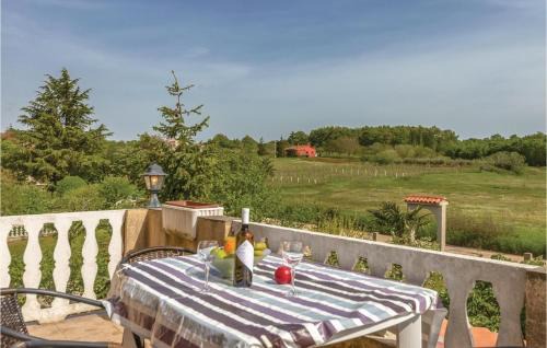 Rebici Apartamento | Two-Bedroom Apartment In Rebici-Barban