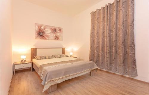 Sibenik Apartamento | Two-Bedroom Apartment In Sibenik