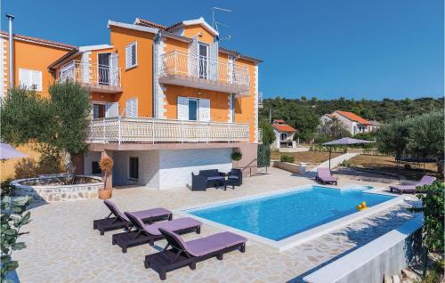 Sibenik Apartamento | Two-Bedroom Apartment In Sibenik