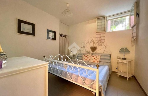 La Pietraia Apartamento | Apartamento de dos habitaciones a 100 metros del mar.