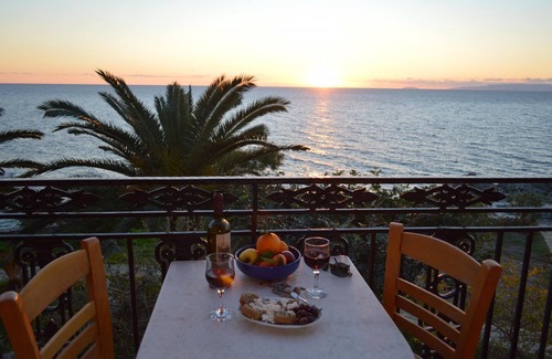 Lefktron Apartamento | Two Bedroom Apartment No 1