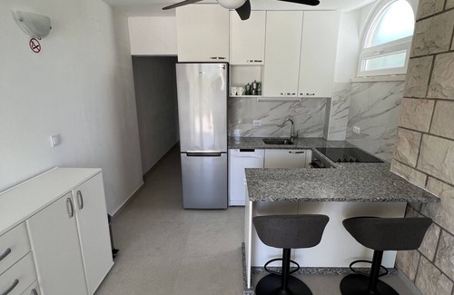 Kneza Apartamento | Apartamento para dos personas en la playa Kneza, Korcula (A-168-a)