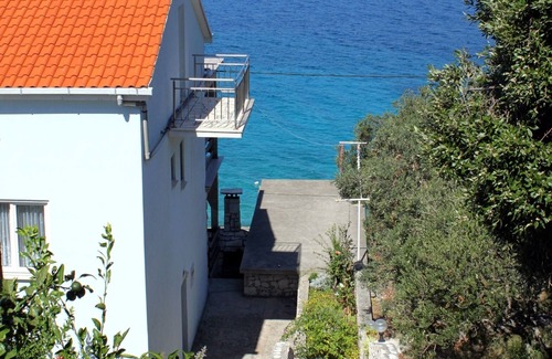 Kneza Apartamento | Apartamento para dos personas en la playa Kneza, Korcula (A-9166-b)