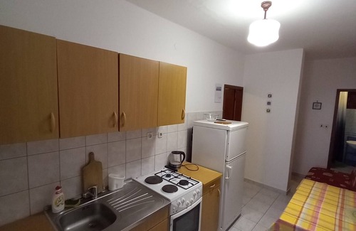 Ivan Dolac Apartamento | Apartamento para dos personas en la playa Ivan Dolac, Hvar (A-21269-b)