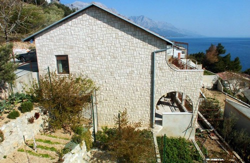 Pisak Apartamento | Apartamento para dos personas en la playa Pisak, Omis (A-658-c)