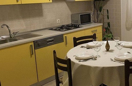 Tribulje Apartamento | Two bedroom apartment with terrace and sea view Tribulje, Krk (A-5438-a)