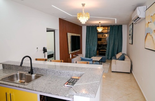 Douala Apartamento | Two-bedroom apartment with King-Size bed, luxury residence. Borélie Guest House