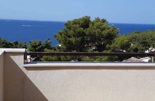 Ivan Dolac Apartamento | Apartamento para dos personas con terraza y vista al mar Ivan Dolac, Hvar (A-24264-d)