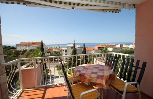 Tucepi Apartamento | Apartamento para dos personas con terraza y vista al mar Tucepi, Makarska (A-6817-c)