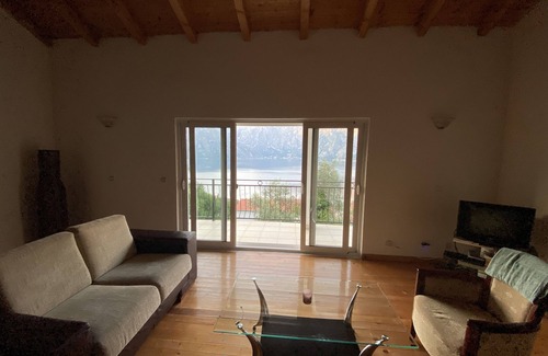 Prcanj Apartamento | Two Bedroom Apartment with Amazing Views