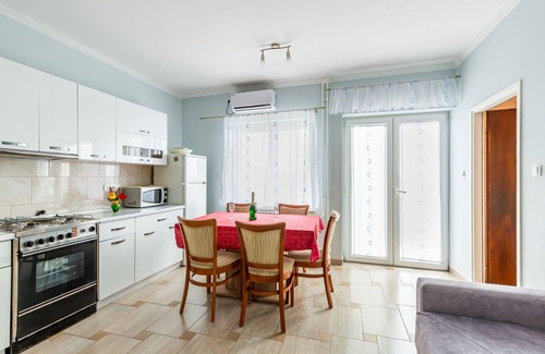 Brsec Apartamento | Apartamento para dos personas con terraza y vista al mar Brsec, Opatija (A-7796-b)