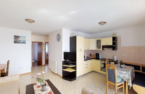 Vilanija Apartamento | Apartamento para dos personas con una terraza Vilanija, Umag (A-17240-a)