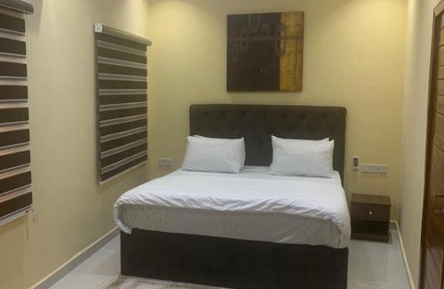 Ikeja Apartamento | Two bedroom apartment with a BQ