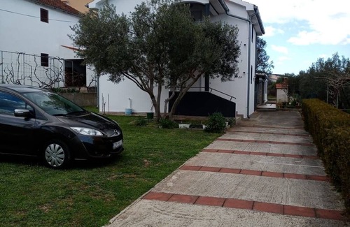 Kraj Apartamento | Apartamento para dos personas con una terraza Kraj, Pasman (A-8213-a)