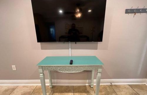Highlands - Perkins Apartamento | Two bedroom apt with desk washer dryer & pool