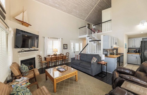 Grand Rivers Condominio | Two bedroom Bayside Condo