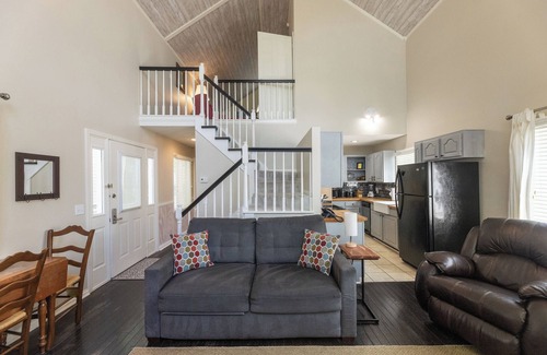 Grand Rivers Condominio | Two bedroom Bayside Condo