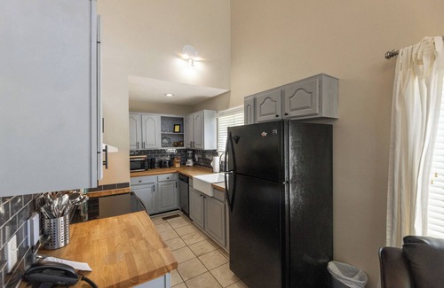 Grand Rivers Condominio | Two bedroom Bayside Condo