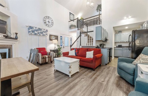 Grand Rivers Condominio | Two-bedroom Bayside Condo