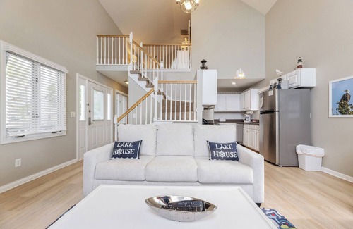 Grand Rivers Condominio | Two-bedroom Bayside Condo