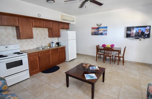 Osbourn Apartamento | Two-Bedroom Beachfront Apartment - Lord Nelson Hotel
