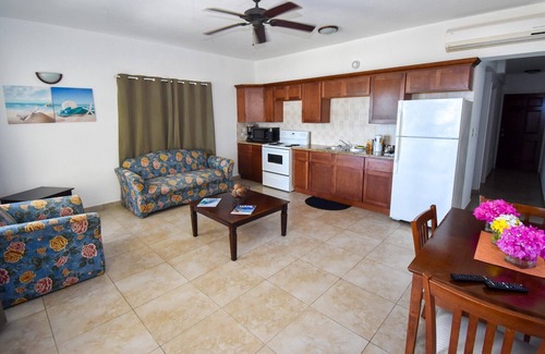 Osbourn Apartamento | Two-Bedroom Beachfront Apartment - Lord Nelson Hotel